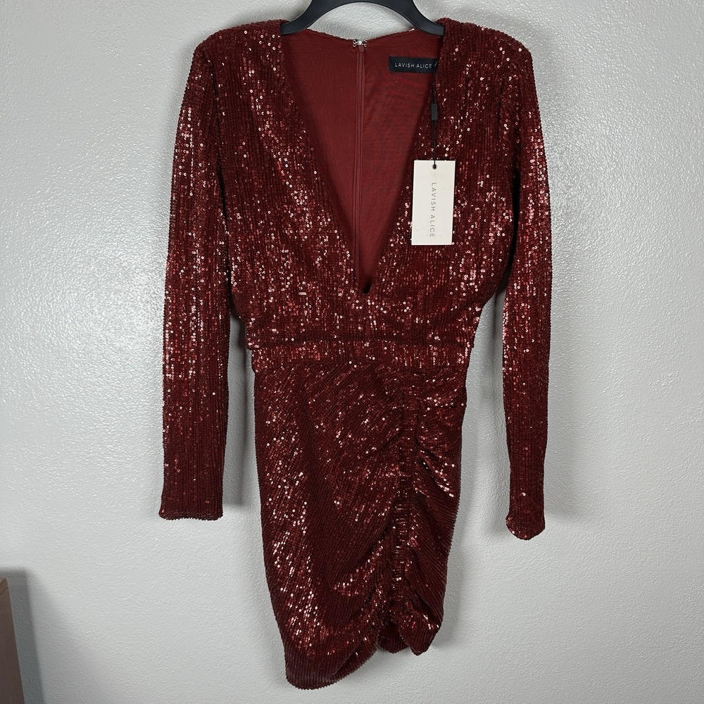 NEW Lavish Alice Pleated Sequin Mini Dress Red Plunge Vneck Party Size 4 Holiday